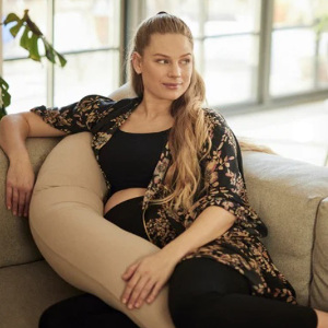 Gravidkudde - Present till gravid eller nybliven mamma - Presenttips
